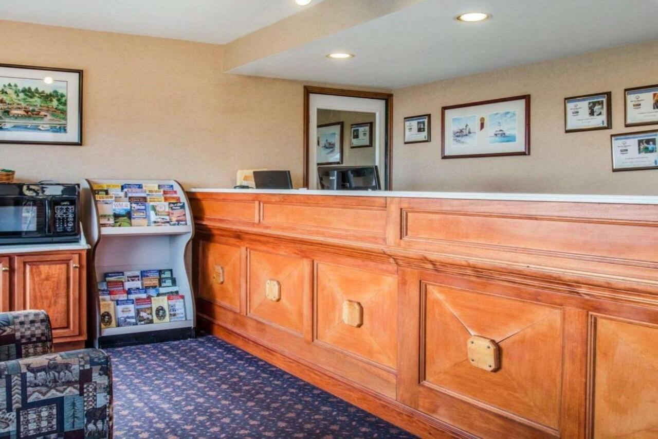 Econo Lodge Bayview Mackinaw City Luaran gambar