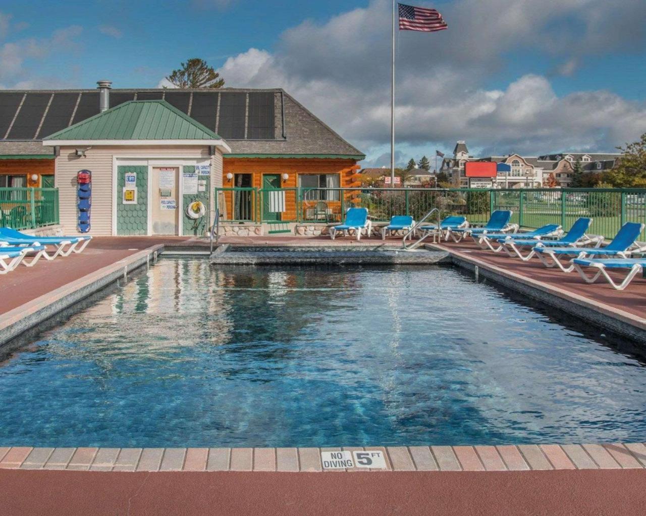 Econo Lodge Bayview Mackinaw City Luaran gambar